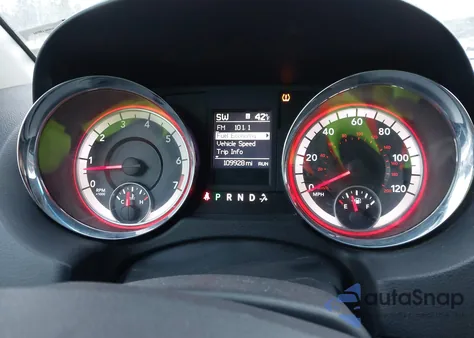 2011 Dodge Grand Caravan Crew z USA, uszkodzony, nr VIN 2D4RN5DG9BR707199